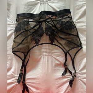 Agent Provocateur Suspender Size 2 Black